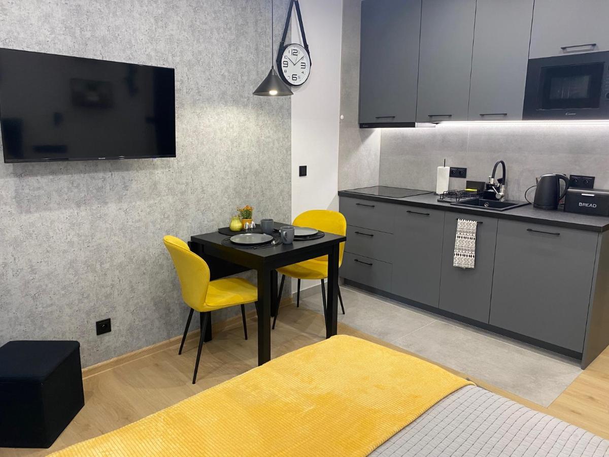 St. Cross Apartment Cracovia Esterno foto