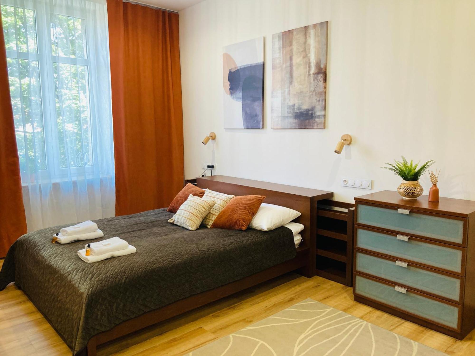St. Cross Apartment Cracovia Esterno foto