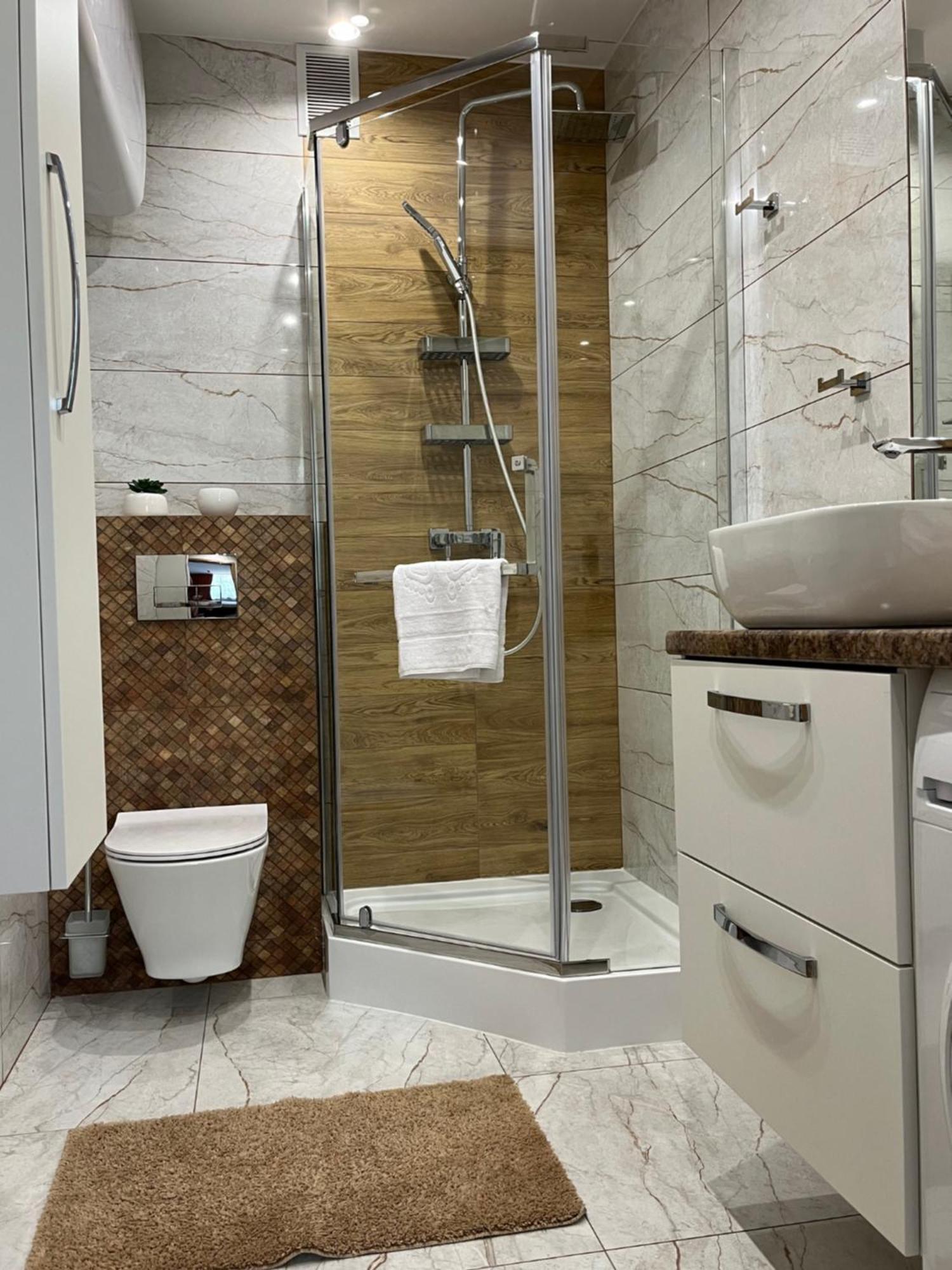 St. Cross Apartment Cracovia Esterno foto