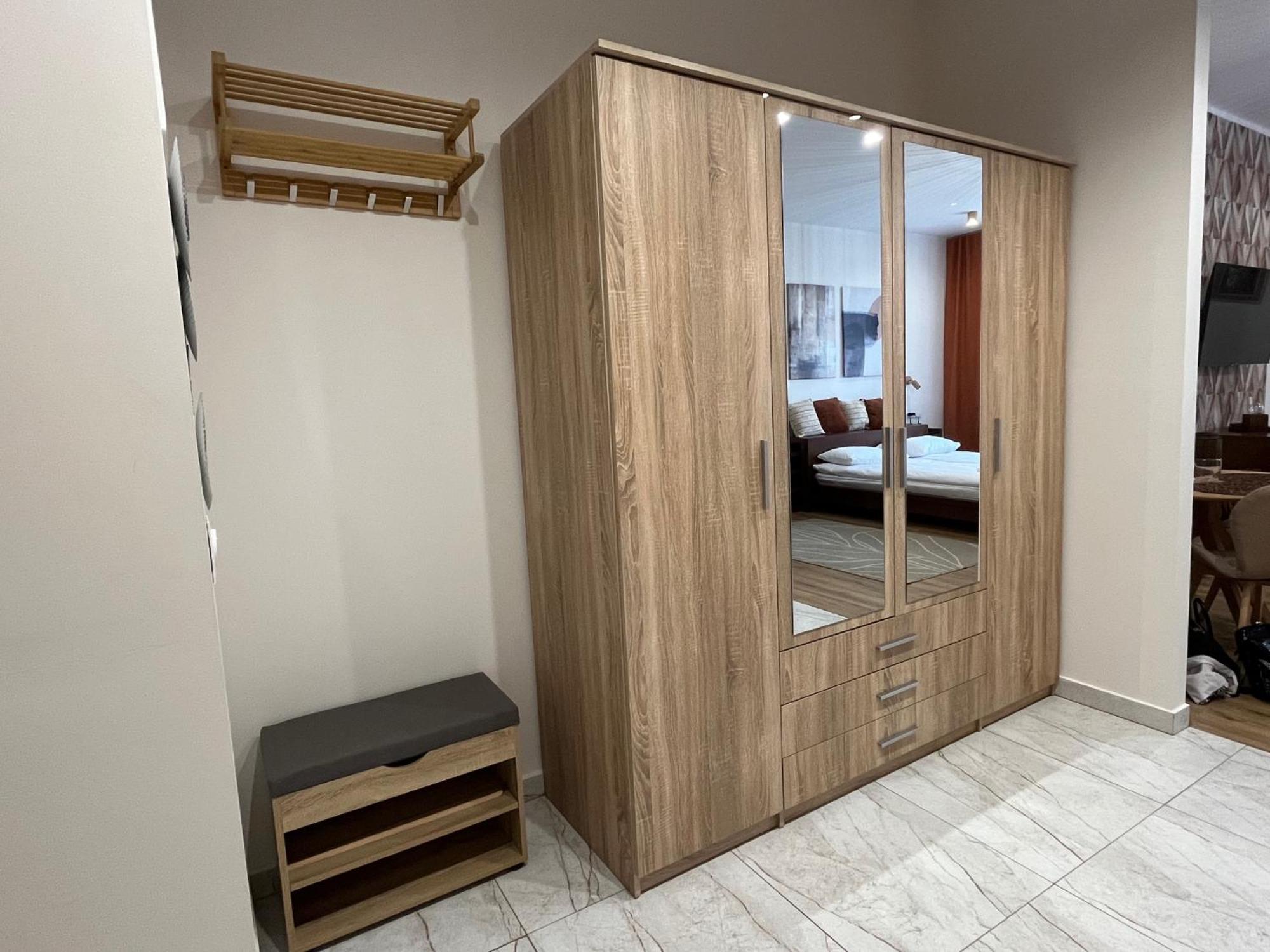 St. Cross Apartment Cracovia Esterno foto